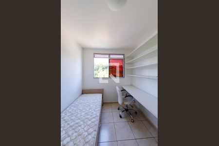 Quarto de apartamento para alugar com 2 quartos, 67m² em Buritis, Belo Horizonte