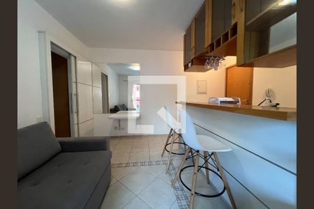 Sala de apartamento para alugar com 1 quarto, 46m² em Vila Nova Conceição, São Paulo