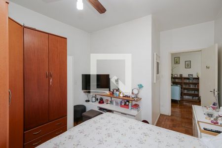 Casa à venda com 212m², 4 quartos e 3 vagas Casa à venda com 212m², 4 quartos e 3 vagasQuarto 2