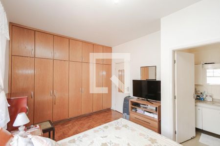 Casa à venda com 212m², 4 quartos e 3 vagas Casa à venda com 212m², 4 quartos e 3 vagasSuíte