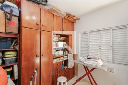 Casa à venda com 212m², 4 quartos e 3 vagas Casa à venda com 212m², 4 quartos e 3 vagasQuarto de Serviço