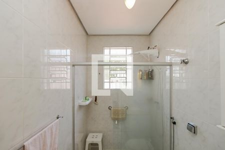 Casa à venda com 212m², 4 quartos e 3 vagas Casa à venda com 212m², 4 quartos e 3 vagasBanheiro