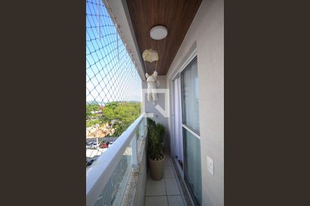 Sacada de apartamento para alugar com 3 quartos, 47m² em Moquetá, Nova Iguaçu