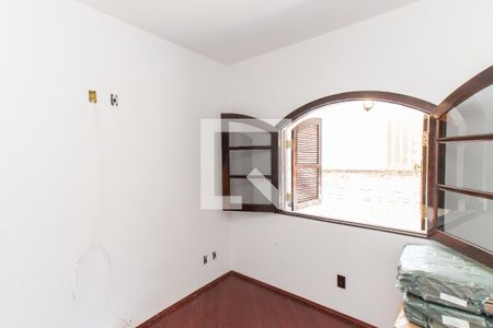 Casa para alugar com 89m², 5 quartos e 1 vagaQuarto 2  