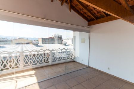 Casa para alugar com 89m², 5 quartos e 1 vagaTerraço