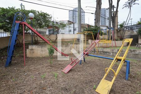 Apartamento à venda com 81m², 2 quartos e 1 vaga Apartamento à venda com 81m², 2 quartos e 1 vagaÁrea comum - Playground