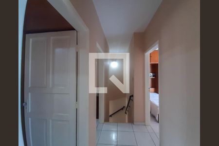 Corredor de casa à venda com 3 quartos, 117m² em Nova Gerty, São Caetano do Sul