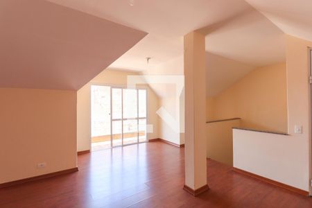 Casa para alugar com 380m², 3 quartos e 2 vagasÁtico