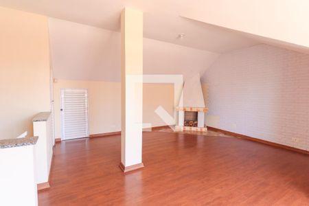 Casa para alugar com 380m², 3 quartos e 2 vagasÁtico