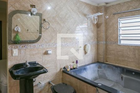 Casa à venda com 150m², 8 quartos e 2 vagas Casa à venda com 150m², 8 quartos e 2 vagasBanheiro da Suíte 2