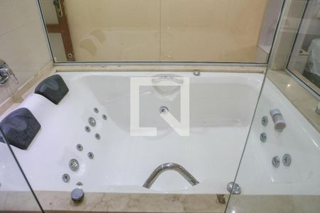 Casa à venda com 150m², 8 quartos e 2 vagas Casa à venda com 150m², 8 quartos e 2 vagasBanheiro da Suíte 1