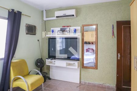Casa à venda com 150m², 8 quartos e 2 vagas Casa à venda com 150m², 8 quartos e 2 vagasQuarto 3