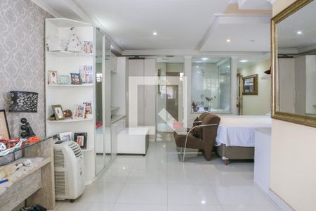 Casa à venda com 150m², 8 quartos e 2 vagas Casa à venda com 150m², 8 quartos e 2 vagasSuíte 1