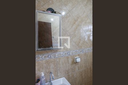 Casa à venda com 150m², 8 quartos e 2 vagas Casa à venda com 150m², 8 quartos e 2 vagasBanheiro Social 2