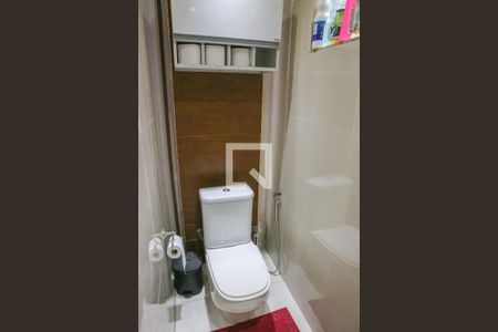 Casa à venda com 150m², 8 quartos e 2 vagas Casa à venda com 150m², 8 quartos e 2 vagasBanheiro da Suíte 1