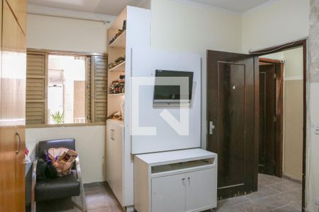 Casa à venda com 150m², 8 quartos e 2 vagas Casa à venda com 150m², 8 quartos e 2 vagasQuarto 4