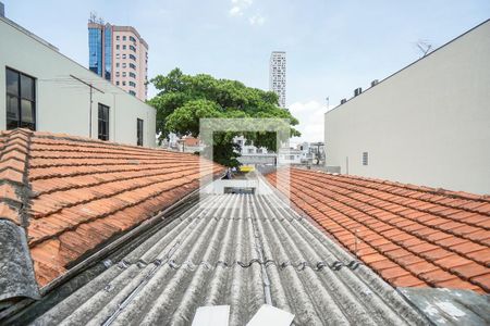 Casa à venda com 240m², 4 quartos e 6 vagasVista da varanda