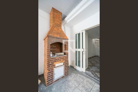 Casa à venda com 240m², 4 quartos e 6 vagasChurrasqueira