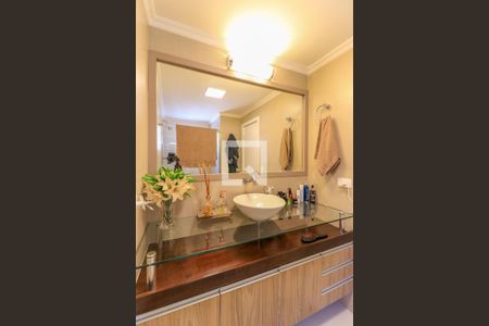 Apartamento à venda com 70m², 2 quartos e 1 vaga Apartamento à venda com 70m², 2 quartos e 1 vagaBanheiro Corredor