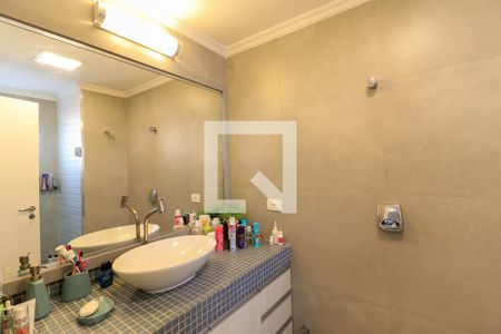 Apartamento à venda com 70m², 2 quartos e 1 vaga Apartamento à venda com 70m², 2 quartos e 1 vagaBanheiro da Suíte