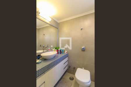 Apartamento à venda com 70m², 2 quartos e 1 vaga Apartamento à venda com 70m², 2 quartos e 1 vagaBanheiro da Suíte