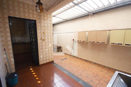 Casa para alugar com 704m², 3 quartos e 5 vagas Casa para alugar com 704m², 3 quartos e 5 vagasÁrea de Serviço