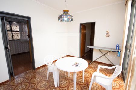 Casa para alugar com 704m², 3 quartos e 5 vagas Casa para alugar com 704m², 3 quartos e 5 vagasSala de jantar