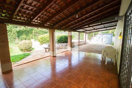 Casa para alugar com 704m², 3 quartos e 5 vagas Casa para alugar com 704m², 3 quartos e 5 vagasQuintal/Churrasqueira