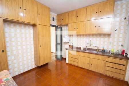 Casa para alugar com 704m², 3 quartos e 5 vagas Casa para alugar com 704m², 3 quartos e 5 vagasCozinha