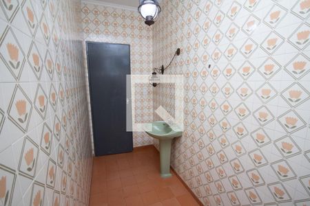 Casa para alugar com 704m², 3 quartos e 5 vagas Casa para alugar com 704m², 3 quartos e 5 vagasLavabo