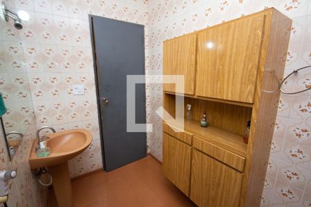 Casa para alugar com 704m², 3 quartos e 5 vagas Casa para alugar com 704m², 3 quartos e 5 vagasBanheiro Social