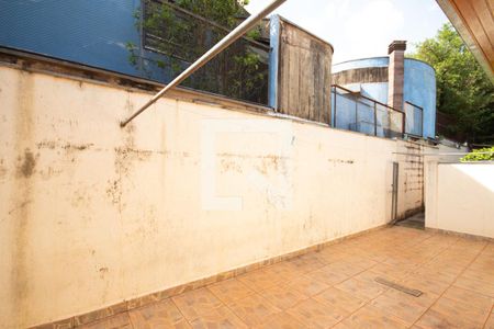 Casa para alugar com 704m², 3 quartos e 5 vagas Casa para alugar com 704m², 3 quartos e 5 vagasSuite