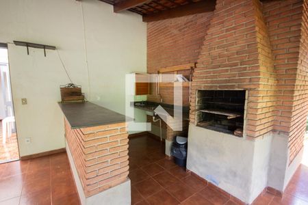 Casa para alugar com 704m², 3 quartos e 5 vagas Casa para alugar com 704m², 3 quartos e 5 vagasQuintal/Churrasqueira