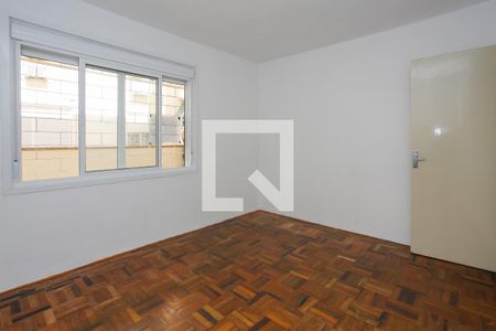 Quarto 2 de apartamento para alugar com 2 quartos, 66m² em Vila Ipiranga, Porto Alegre