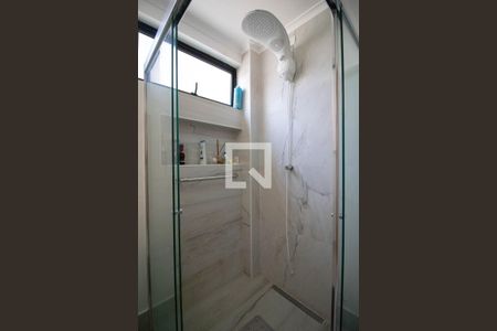 Apartamento para alugar com 120m², 3 quartos e 1 vaga Apartamento para alugar com 120m², 3 quartos e 1 vagaBanheiro da Suíte