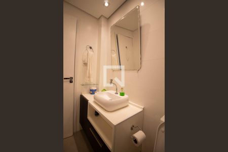 Apartamento para alugar com 120m², 3 quartos e 1 vaga Apartamento para alugar com 120m², 3 quartos e 1 vagaBanheiro