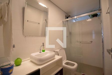 Apartamento para alugar com 120m², 3 quartos e 1 vaga Apartamento para alugar com 120m², 3 quartos e 1 vagaBanheiro