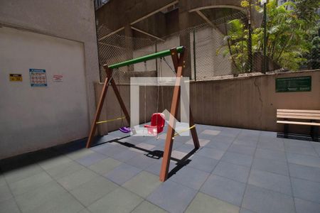 Apartamento para alugar com 120m², 3 quartos e 1 vaga Apartamento para alugar com 120m², 3 quartos e 1 vagaÁrea comum - Playground