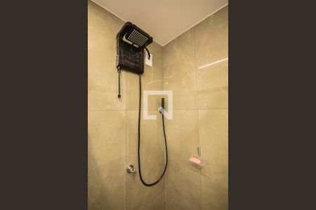 Apartamento à venda com 39m², 2 quartos e 1 vaga Apartamento à venda com 39m², 2 quartos e 1 vagaChuveiro do Banheiro