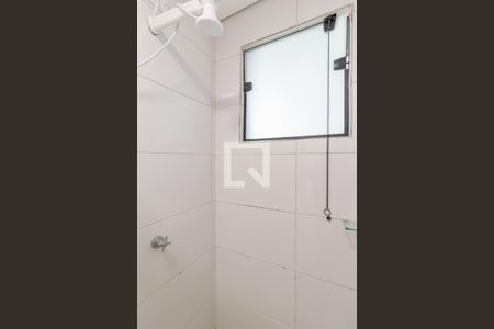 Banheiro de kitnet/studio para alugar com 1 quarto, 29m² em Jardim Seckler, São Paulo