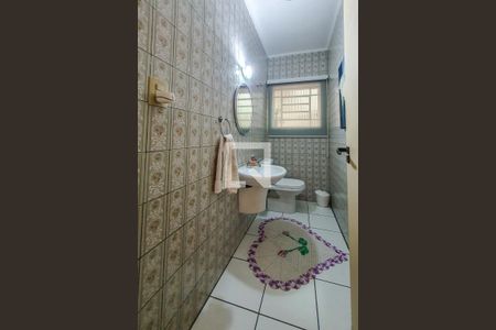 Casa à venda com 325m², 4 quartos e 6 vagaslavabo