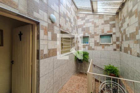 Casa à venda com 325m², 4 quartos e 6 vagasJardim Inverno para garagem