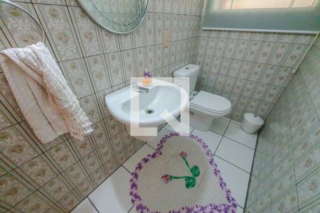 Casa à venda com 325m², 4 quartos e 6 vagaslavabo