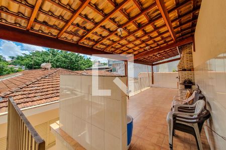 Casa à venda com 325m², 4 quartos e 6 vagasÁrea comum - Churrasqueira
