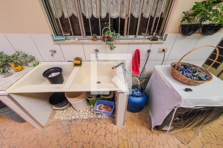 Casa à venda com 325m², 4 quartos e 6 vagasÁrea de Serviço