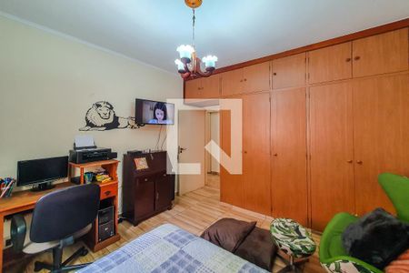 Casa à venda com 325m², 4 quartos e 6 vagasquarto 3