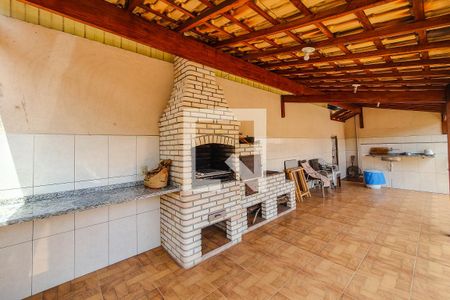 Casa à venda com 325m², 4 quartos e 6 vagasÁrea comum - Churrasqueira