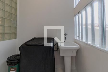 Apartamento para alugar com 115m², 3 quartos e 1 vagaÁrea de Serviço