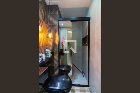 Banheiro de apartamento à venda com 1 quarto, 38m² em Presidente Altino, Osasco