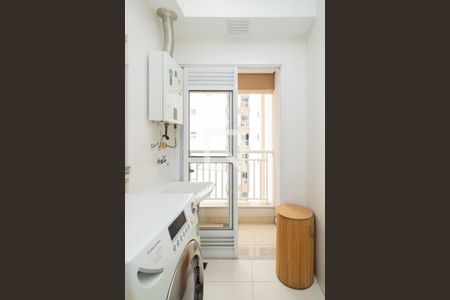 Apartamento à venda com 94m², 3 quartos e 2 vagas Apartamento à venda com 94m², 3 quartos e 2 vagasÁrea de Serviço